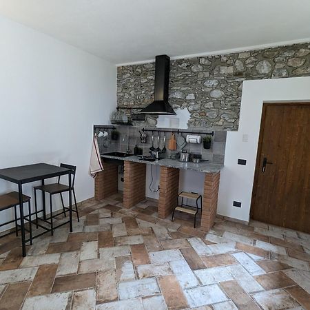 Antica Osteria Apartments Донґо Номер фото
