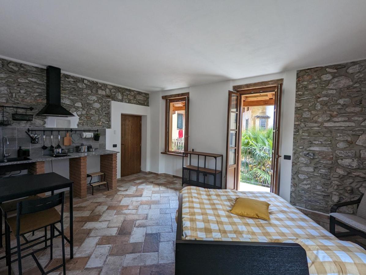 Antica Osteria Apartments Донґо Екстер'єр фото