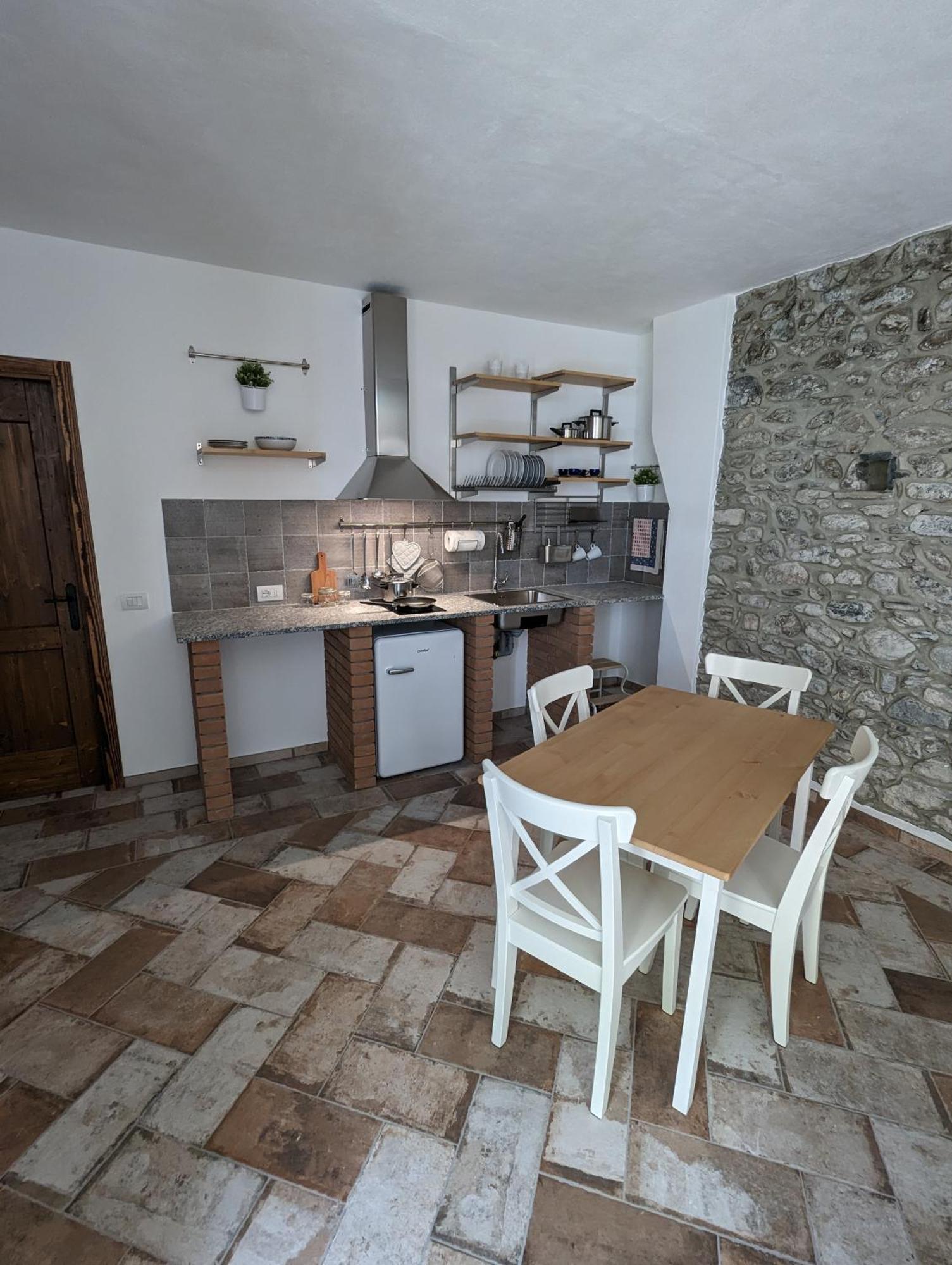 Antica Osteria Apartments Донґо Номер фото